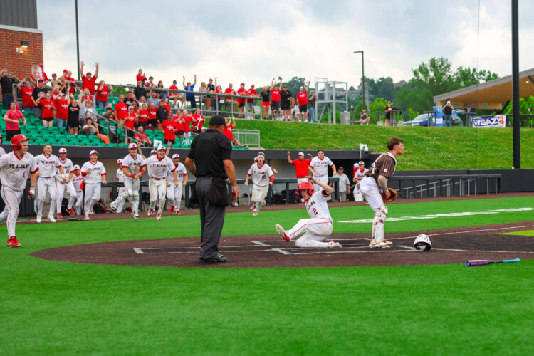 Monarchs Walked-Off In Extras By St. Albans